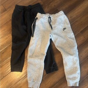 Nike Kids Black gray tech fleece pants large
